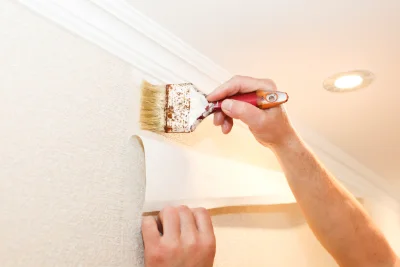 Pose de papier peint à Grozon — revêtements muraux et toiles de verre